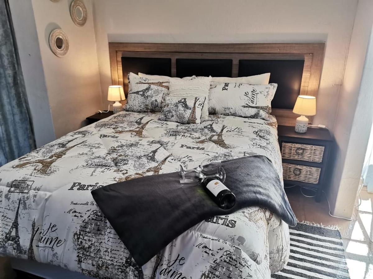 Mia Hills Guest House Hartbeespoort Luaran gambar