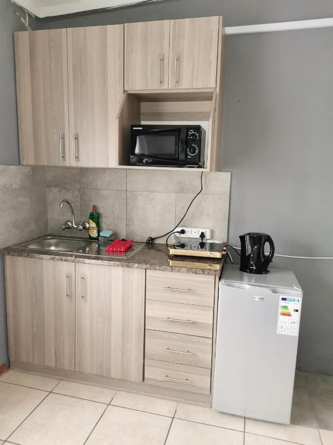 Mia Hills Guest House Hartbeespoort Luaran gambar