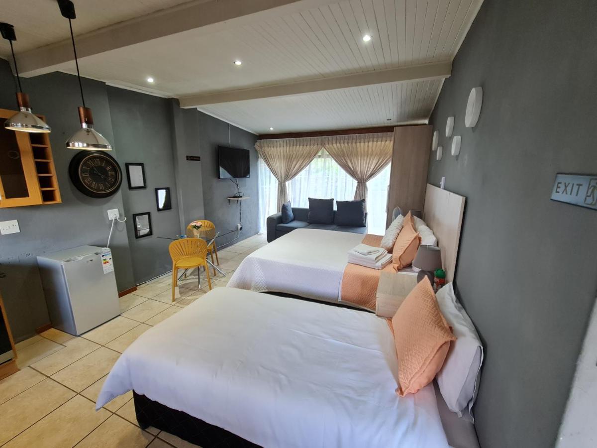 Mia Hills Guest House Hartbeespoort Luaran gambar